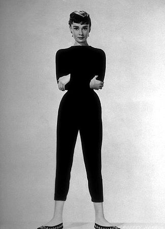 photo d'Audrey Hepburn en pantalon